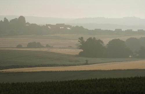 Anhee House | Gîte Les 3 Cubes