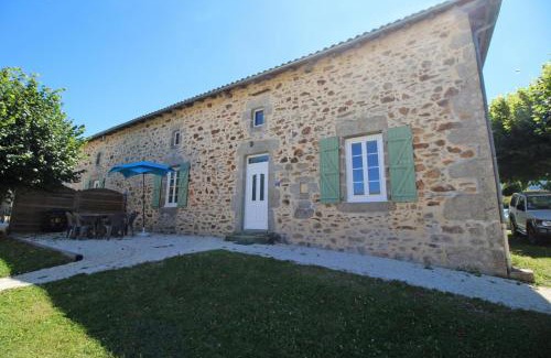 Saint-Mathieu House | Gîte Les Champs N°2