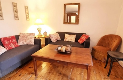 Riberac Apartment | Gîte Les Ecureuils Périgord Vert