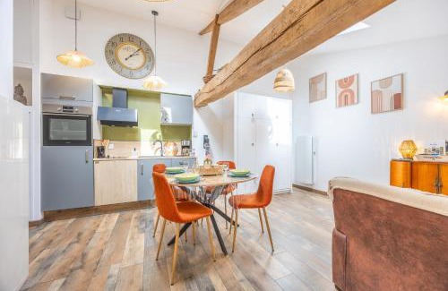 Saint-Hilaire-le-Vouhis House | Gîte Les Gats