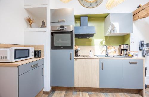 Saint-Hilaire-le-Vouhis House | Gîte Les Gats
