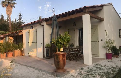 Cotignac Apartment | Gîte Les Tarentes