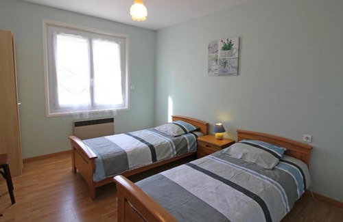 Lussac House | Gîte Lussac, 3 pièces, 4 personnes - FR-1-440-176