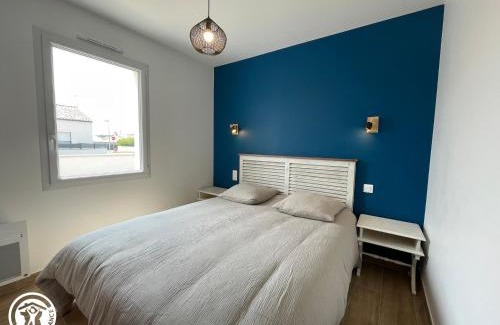 La Barre-de-Monts House | Gîte moderne à La Barre-de-Monts avec terrasse et parking - FR-1-426-586