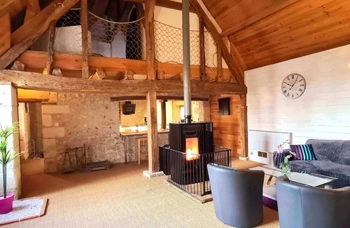 Mosnes Cabin | Gîte pour15 PERSONNES avec piscine et jacuzzi au coeur des châteaux de la Loire