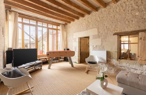 Mosnes Cabin | Gîte pour15 PERSONNES avec piscine et jacuzzi au coeur des châteaux de la Loire