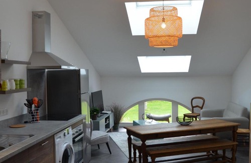 Vroncourt Apartment | Gîte rénové, 35 min de Nancy, près de châteaux, fibre, parking privé, idéal famille - FR-1-584-169