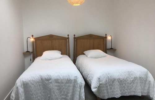 Vroncourt Apartment | Gîte rénové, 35 min de Nancy, près de châteaux, fibre, parking privé, idéal famille - FR-1-584-169