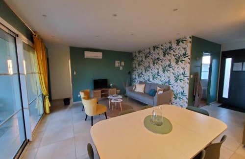 Fontenay-le-Comte House | Gîte Rose, Séjour détente et bien être en famille avec jacuzzi