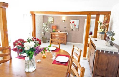 Champosoult House | Gîte spacieux à la ferme avec jardin, WIFI et animaux acceptés - FR-1-497-27