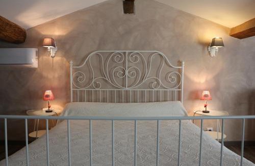 Vignonet House | Gîte " Suzon" à PEYROUTAS Vignonet St Emilion