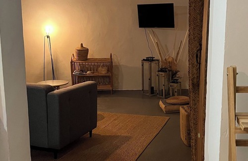 Beaumes-de-Venise Apartment | Gîte Thérèse in a restored Mas Provençal in the heart of the vineyards