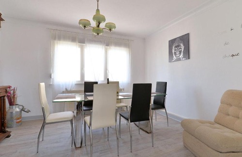 Wintzenheim House | Gîte Wintzenheim, 4 pièces, 6 personnes - FR-1-744-24