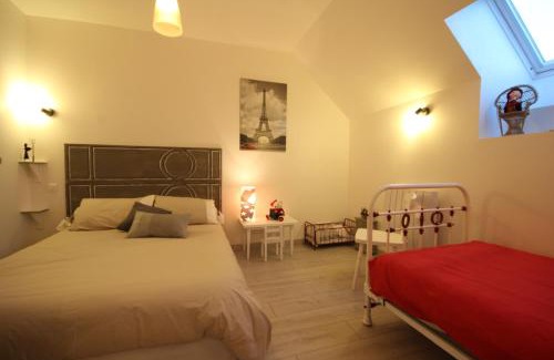 Le Pin-la-Garenne House | Gîtes de "La Haute Borde"