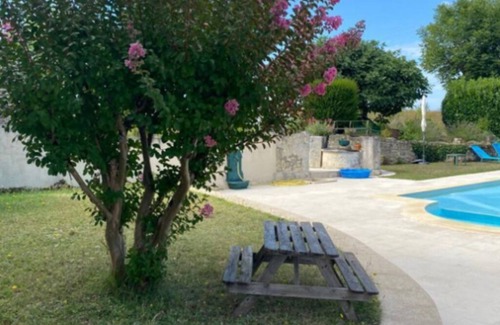 Sainte-Croix-de-Mareuil House | Gîtes La Grange