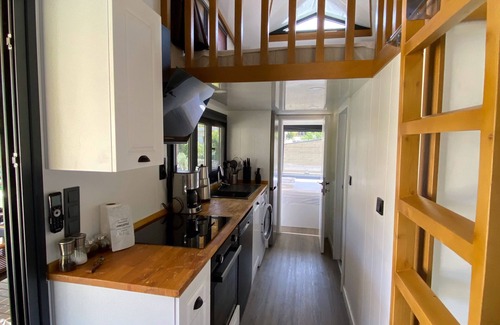 Hayitbuku Cabin | G A I A Tiny Houses - 70 meters to the beach. 2