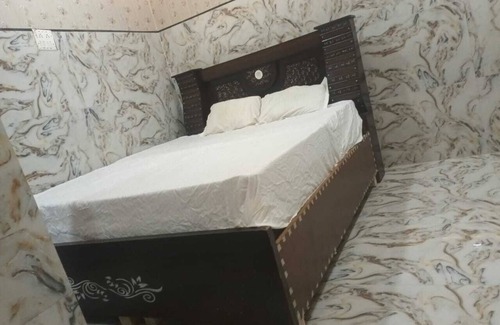 Mathura House | G.D Guest House By GRB