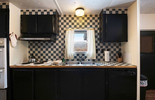 South Fork Cabin | "G" Goat Cabin - Affordable 4 Bedroom “G”