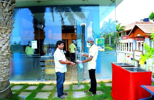 Velankanni Hotel | G S Resort