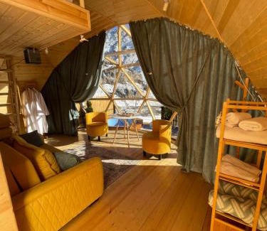 Stepantsminda Ski Chalet | Gabua Glamping