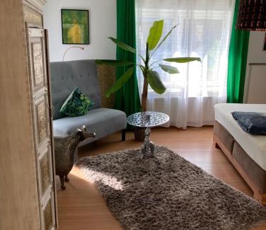 Mendig Bed & Breakfast | Gaestehaus Klaus
