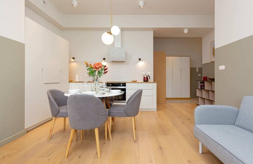 Sielce Apartment | Gagarina 33 Warszawa | Unique Apartment with Parking