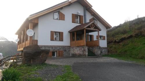 Kazbegi Hotel | Gagieti