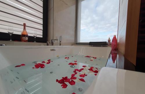 Brasov Hotel | Galactic&Ludmila Suite SPA