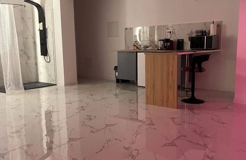 Beziers Apartment | Galata Garden
