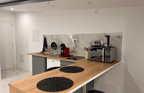 Beziers Apartment | Galata Garden
