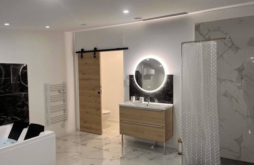 Beziers Apartment | Galata Garden