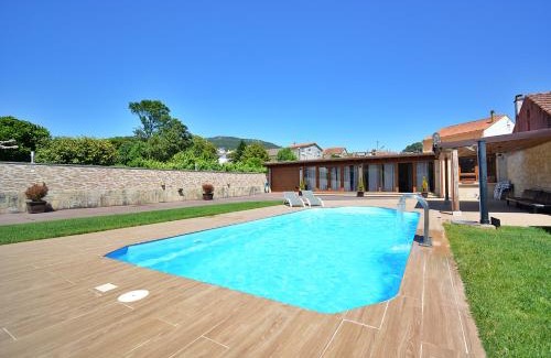 Vilagarcia de Arousa House | GALIHOST - Chalet con piscina en Vilagarcía de Arousa