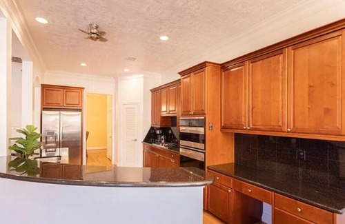 Houston Villa | Galleria | Luxury villa | Pool w/ waterfall