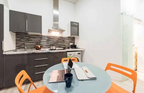 Huertas Apartment | Gallery apartment in the center