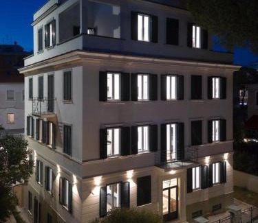Gianicolo Apartment | Gallese Palace - Heritage Suites near Trastevere
