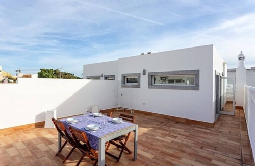 Se House | Galya House! Exclusivity & Prime Location in Faro