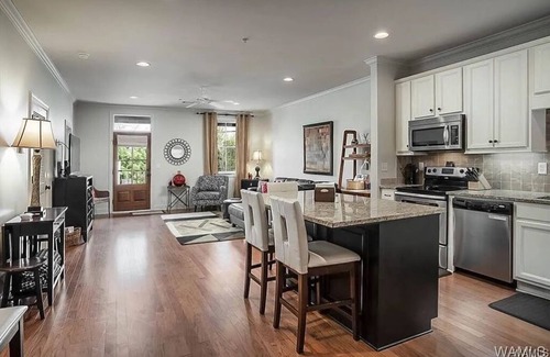 The Strip Condo | Game Day Condo right on the strip. Walking distance to Bryant Denny Stadium!