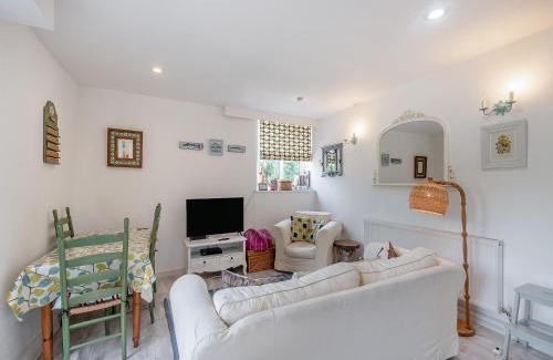 Ivybridge House | Gamekeepers Hide