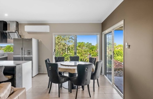 Upper Coomera House | Gana By Khove Summary