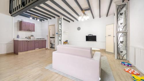 Gangneung House | Gangneng Soowarae Pension