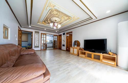 Gangneung House | Gangneung Anin Pension
