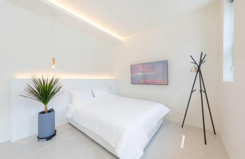 Gangneung House | Gangneung Gyeongpo 345 Pool Villa