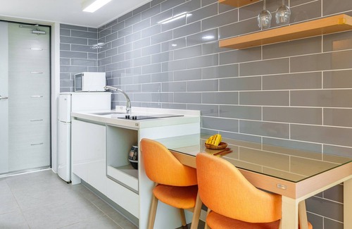 Gangneung House | Gangreung Ninarang Spa Pension