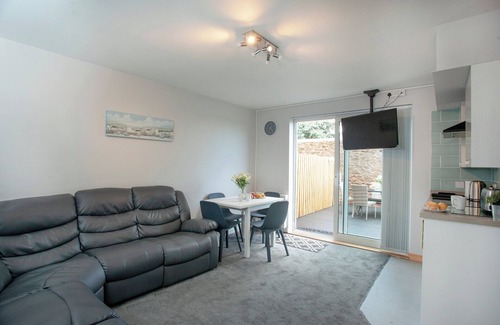 Paignton Cottage | Garden Apartment - UK44654