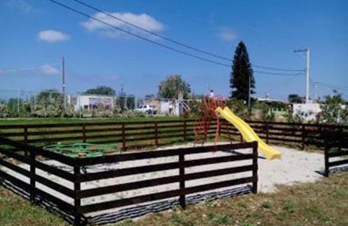 Tingaki Hotel | Garden City Image