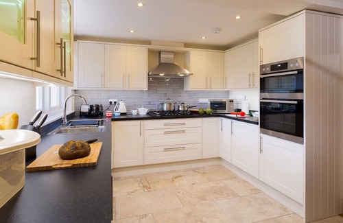 Coniston House | GARDEN COTTAGE AT CONISTON, family friendly in Coniston