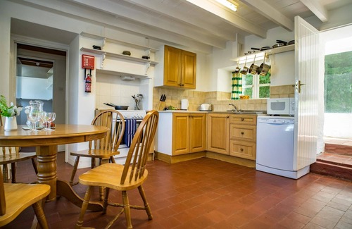 Newcastle Emlyn Cottage | Garden Cottage, Newcastle Emlyn