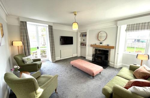 Forres House | Garden House - Brodie Castle