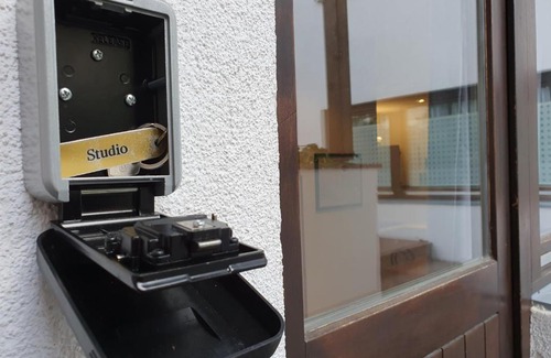 Trudering-Riem House | Garden House & East Park-Apartments