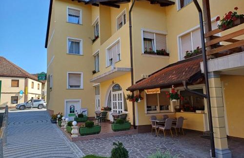 Varazdinske Toplice House | Garden